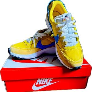 Nike Waffle Debut Sz 9 k112